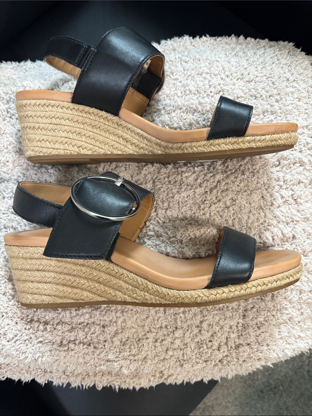 UGG Black Leather Two‑Strap Buckle Sandals - Picture 3 of 6